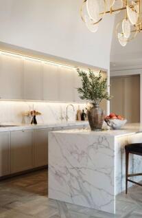 Interior &amp; Kitchen