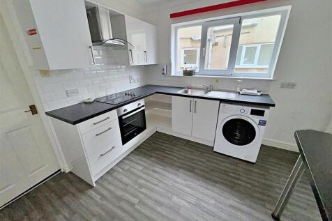 KITCHEN 2 - NEW.jpg