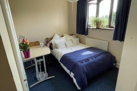 hunton-gardens-ct2-7tt-931723