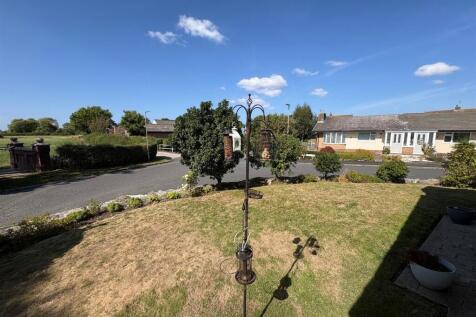 Woodlands Drive, 2 - Outside 1.NEW 4.jpg