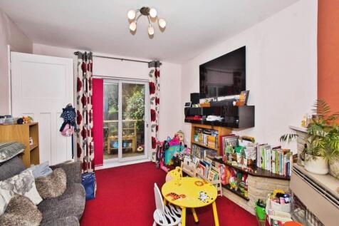Living Room (1)