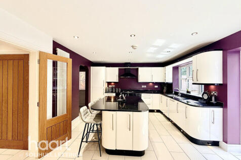 Birmingham B37 7 photo 5