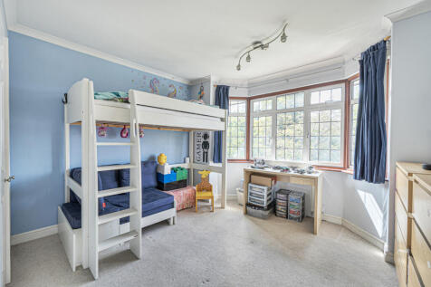 1348511-19-68bef3...