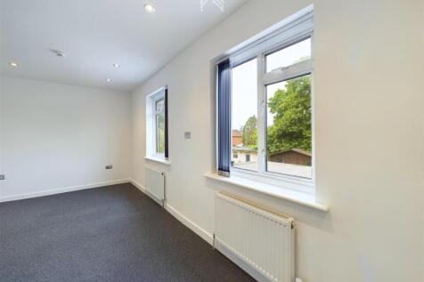 Bamford Avenue, Wembley photo 2