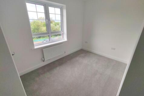 Peveril Close, ST16 1YS photo 5