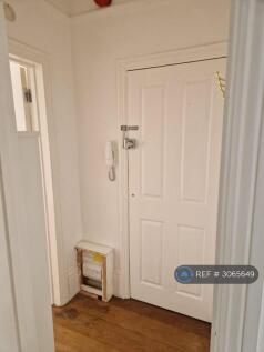 Entrance Hallway Within Flat