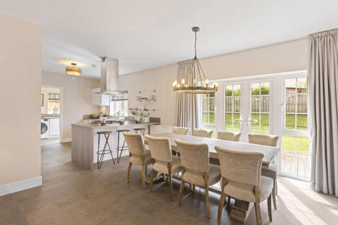 Kitchen/Dining/Family Room of 3 Quarrypark Drive