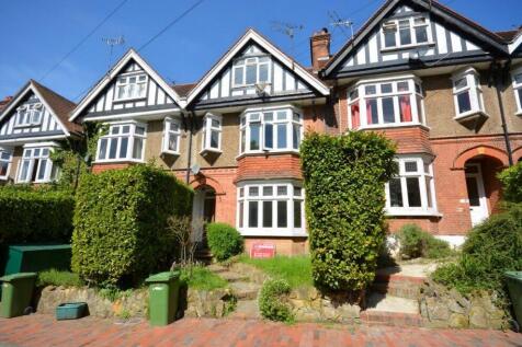 1 Bed Unfurnished Flat
