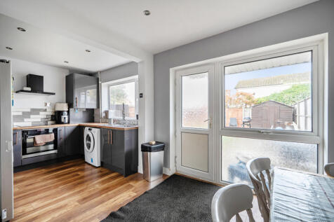 1374619-20-690b77...