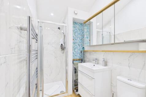 Annex shower room
