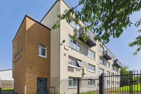 2 bedroom maisonette for auction, Easton (3).jpg