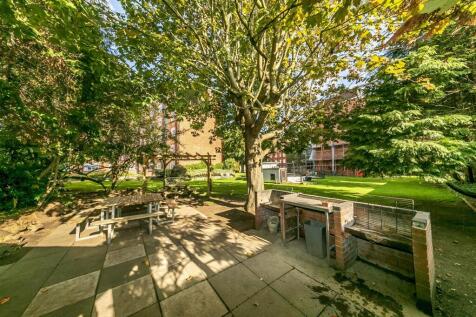 22 Beverley Court-13 - LR.jpg