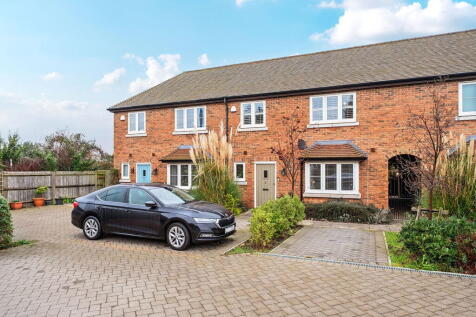 Gillingham, ME8 - property photo