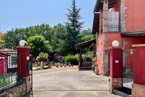 gate 