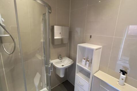 4 Oxford Street, Leamington Spa photo 4