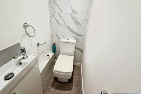 Runnymede, Liverpool, Merseyside, L36 photo 3