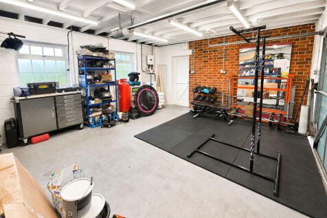 Garage Inside 