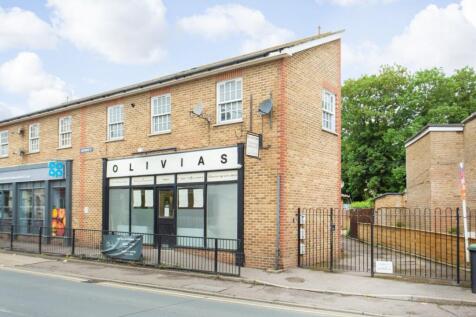 2-bed flat on 14-16 Canterbury Road, Whitstable, Kent, CT5, £995/mo
