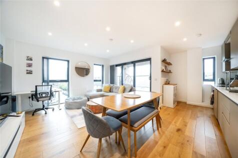 Reception/Kitchen