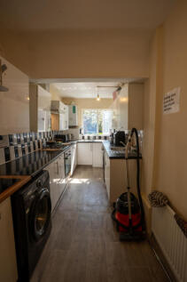 Victory Avenue, Morden photo 5
