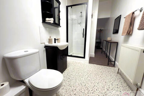 WhatsApp Image 2025-07-17 at 16.49.51 (27).jpeg