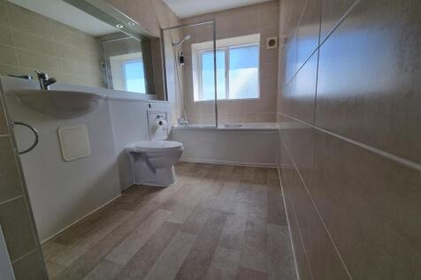 Impney Apartments photo 5