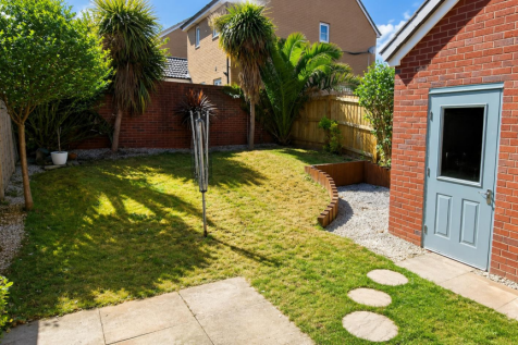 Rear Garden 1.png