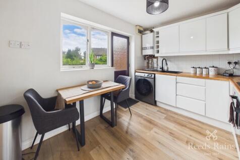 Hopefield Drive, Rothwell, Leeds, West Yorkshire, LS26 photo 4