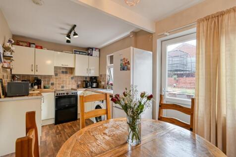 4 Foster Road-9.jpg