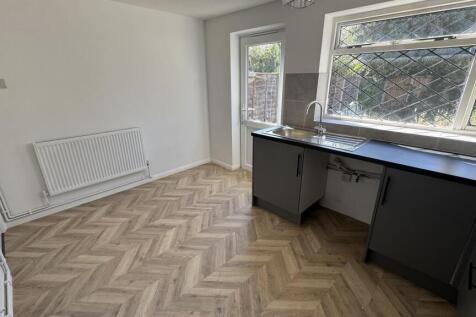 East Bridge Road, South Woodham Ferrers, Chelmsford photo 5