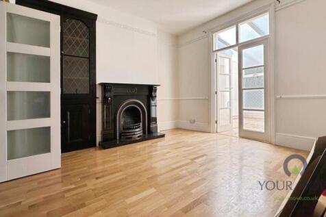 McLeod Road, London, SE2 photo 5