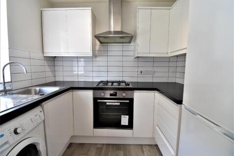 Byde Street, Hertford, Hertfordshire, SG14 photo 5