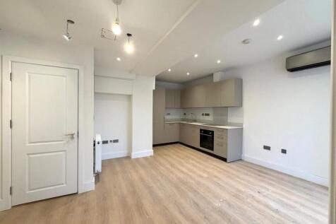 Kitchen reception 4.jpg
