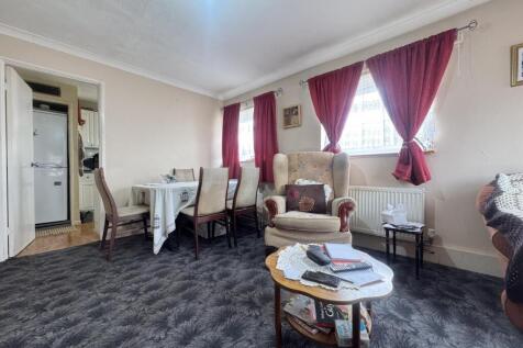 Braybrooke, Basildon photo 3