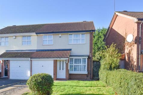 29 Halesworth Road- Front Alt.jpg