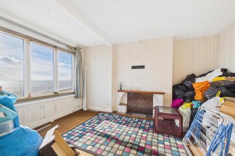 Lounge: