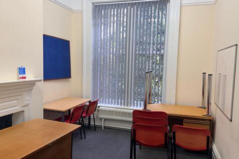 Commercial Property to rent Image 6