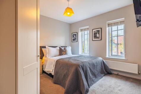 2 George Drive-48.jpg