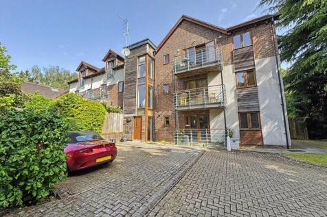 Winchester, SO23 - property photo