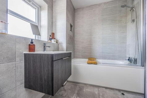 3 Dunkirk Rise, Southbourne-Small-PorticoMarketing