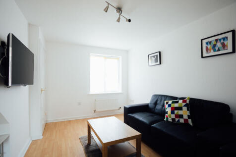 5-bed house on Wheeltappers Way, Loughborough, £2,708/mo