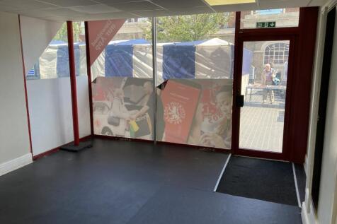 Retail Property (high street) for sale Image 4