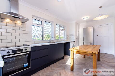 204 sutton passeys_1