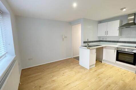 Lounge / Kitchen