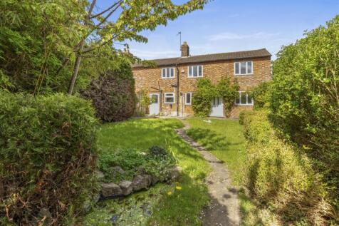 36 Bishopstone, HP17 8SF-12.jpg