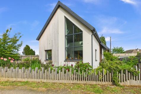 CAM03481G0-PR0103-STILL019