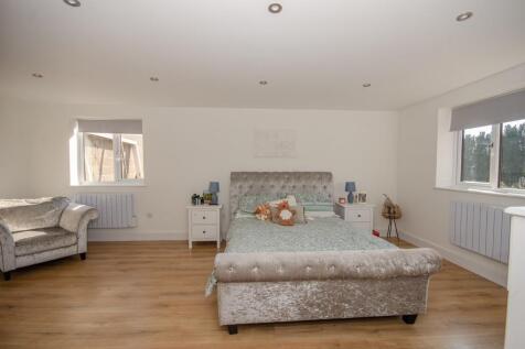 Annexe bedroom one.jpg