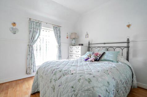 1289200-4-683982c...