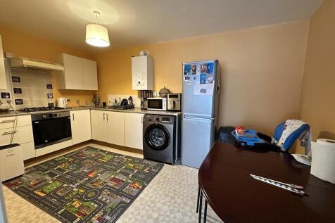 Flat 1 Kitchendin...