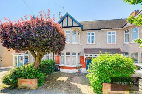 Ilford, IG2 - property photo